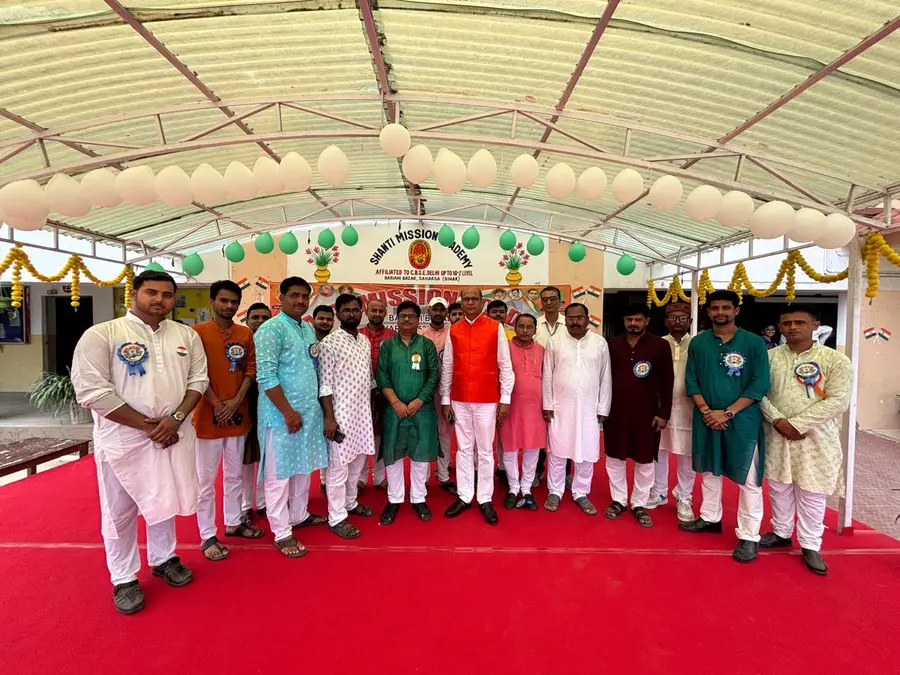 All male staff with Chairman & principal sir